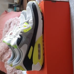 NIKE AIRMAX